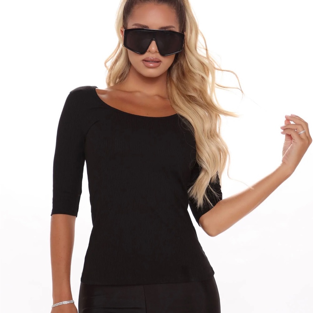 Fashion Nova Ribbed 3/4 Sleeve Tee